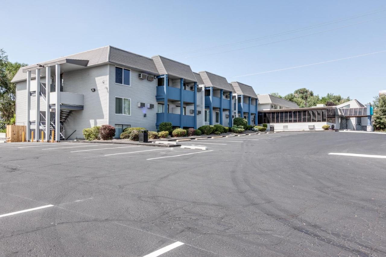 Days Inn & Suites By Wyndham ספוקיין מראה חיצוני תמונה