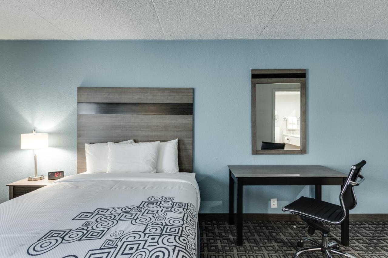 Days Inn & Suites By Wyndham ספוקיין מראה חיצוני תמונה