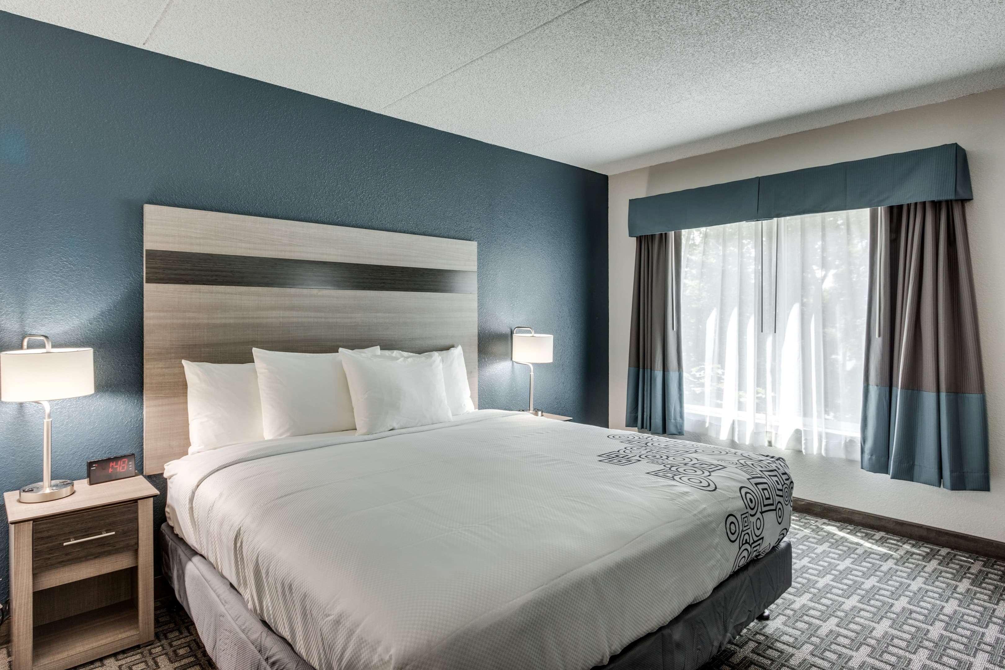 Days Inn & Suites By Wyndham ספוקיין מראה חיצוני תמונה