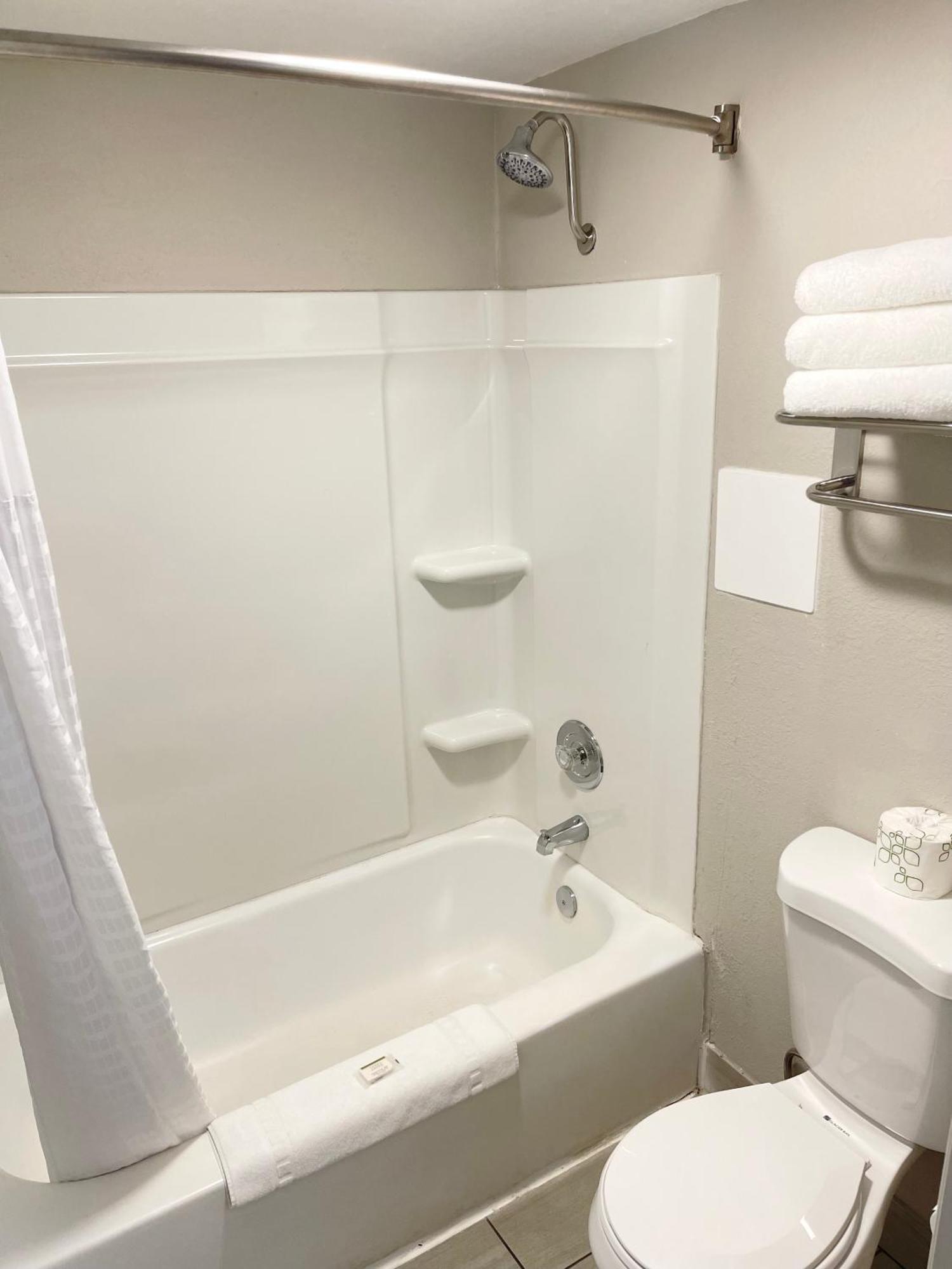 Days Inn & Suites By Wyndham ספוקיין מראה חיצוני תמונה