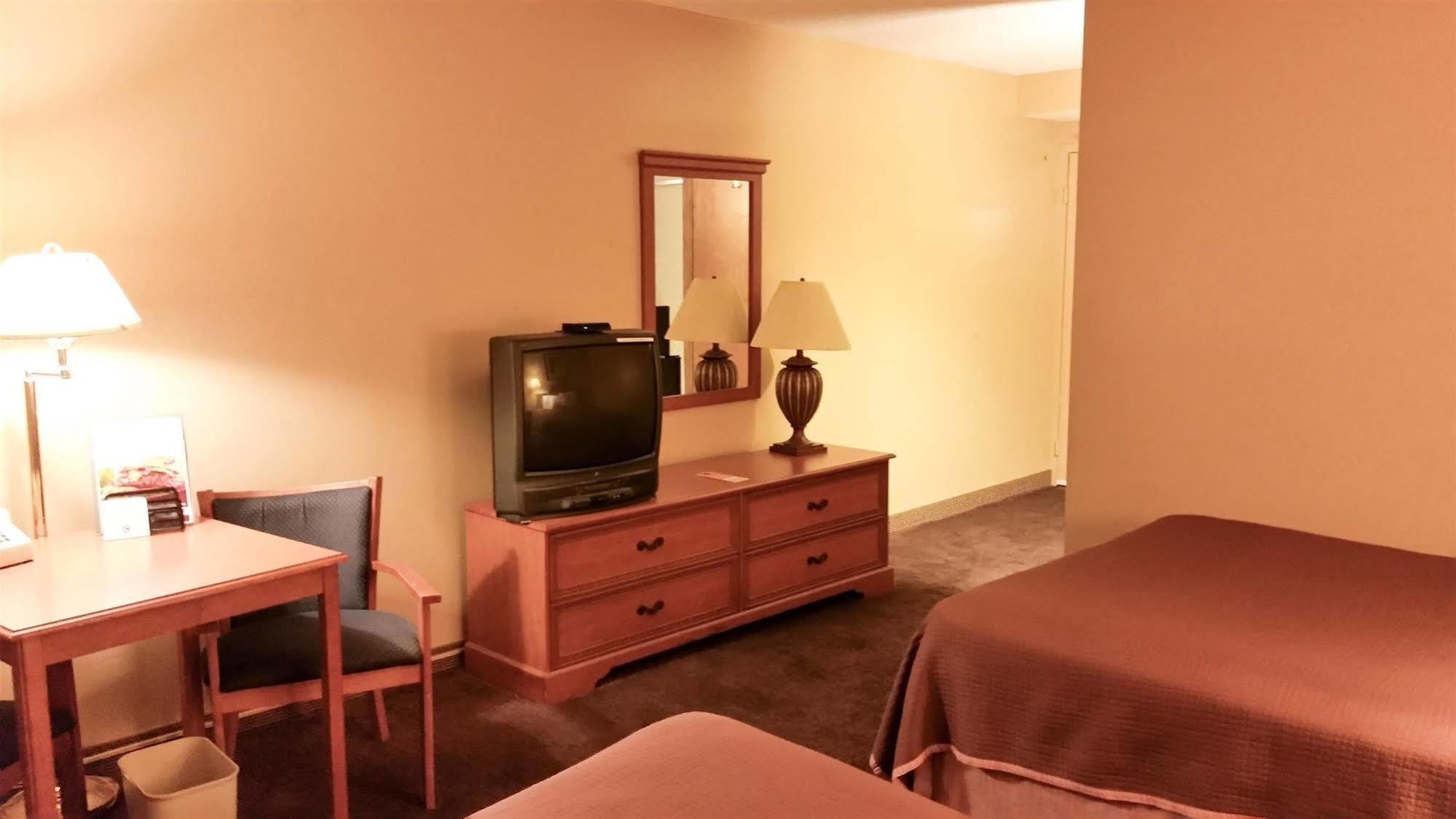 Days Inn & Suites By Wyndham ספוקיין מראה חיצוני תמונה