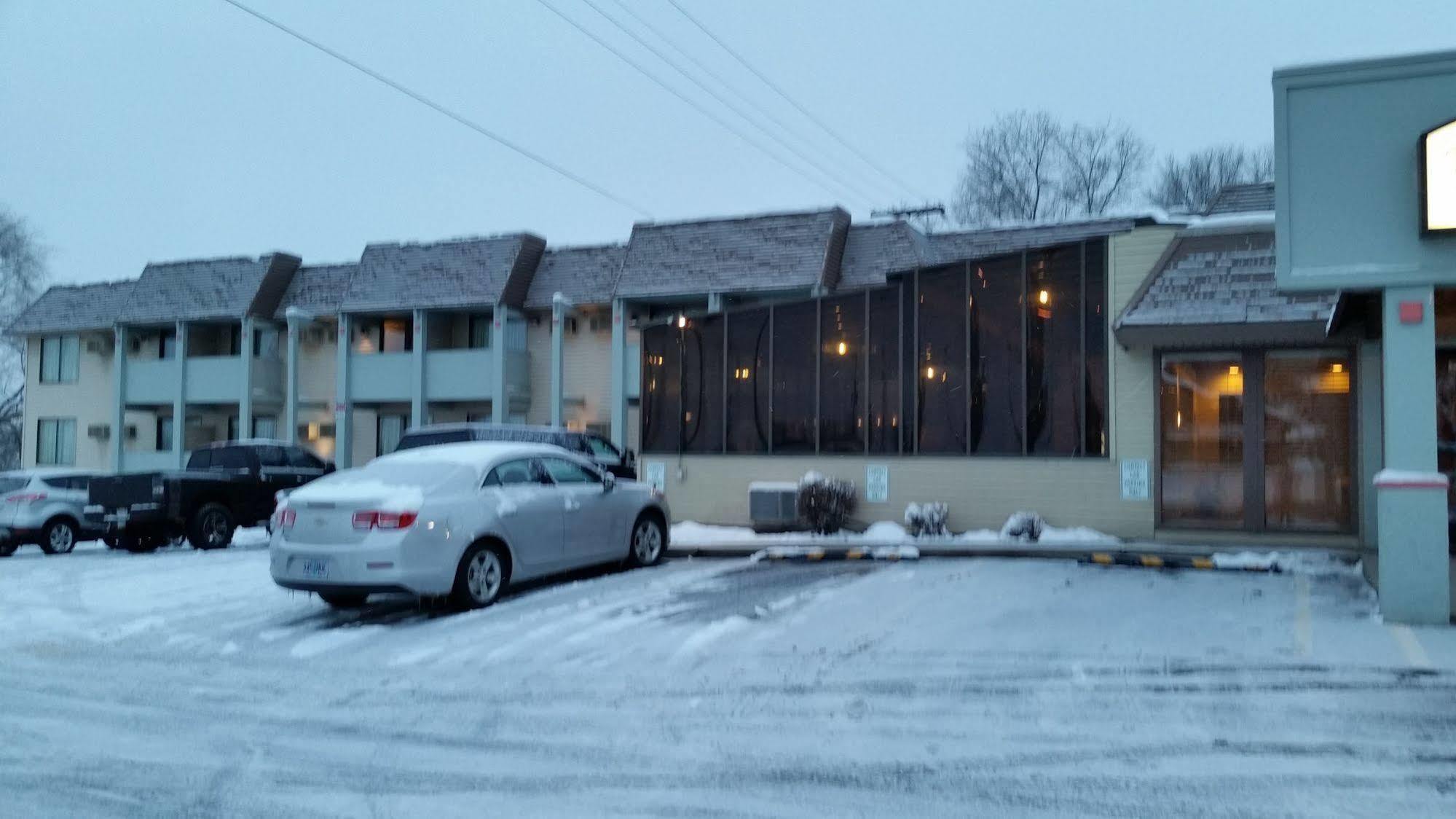 Days Inn & Suites By Wyndham ספוקיין מראה חיצוני תמונה